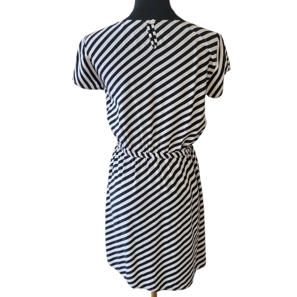 J. Crew Black & White Stripe Dress Size 2 - Picture 4 of 5